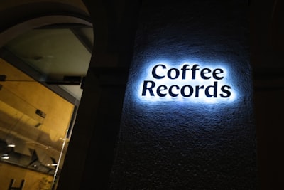 レコードが聴けるカフェ！懐かしジャズに出会える東京の店舗を紹介